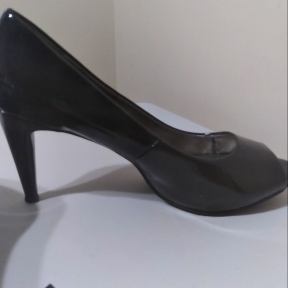 Bandolino Rainna Black Peep-toe Formal Sexy Evening Church Pumps Heels 10M‎